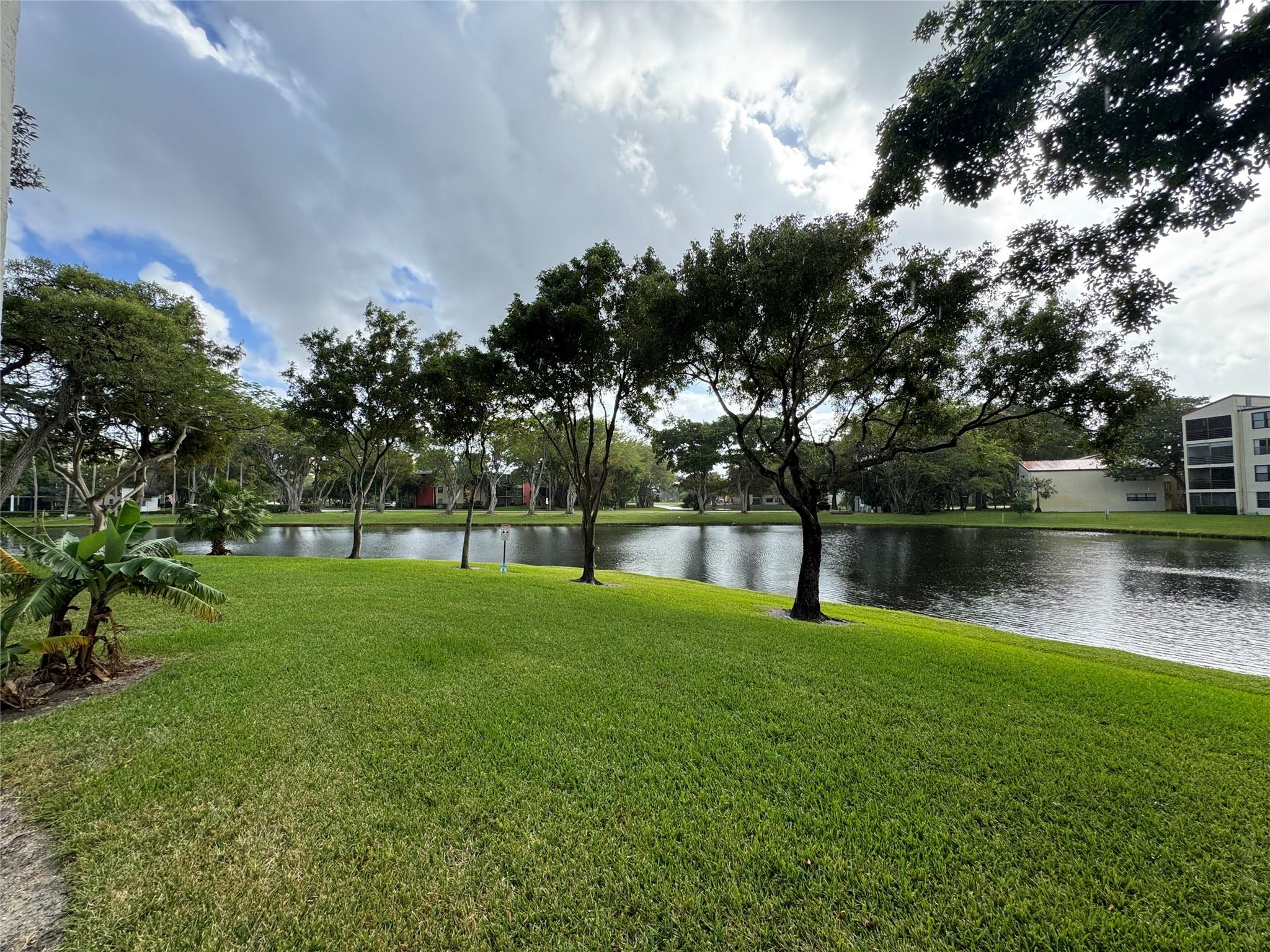 2221 Cypress Island Dr 101