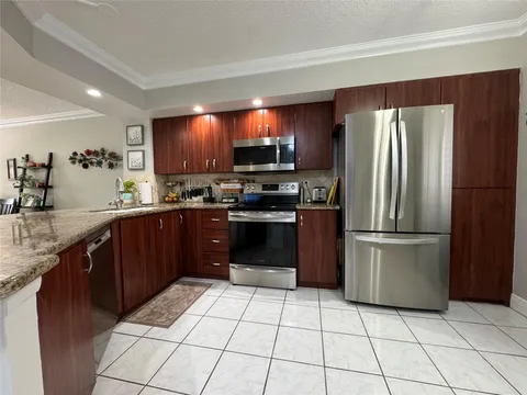 2221 Cypress Island Dr Unit 101, Pompano Beach, FL MLS: F10500186