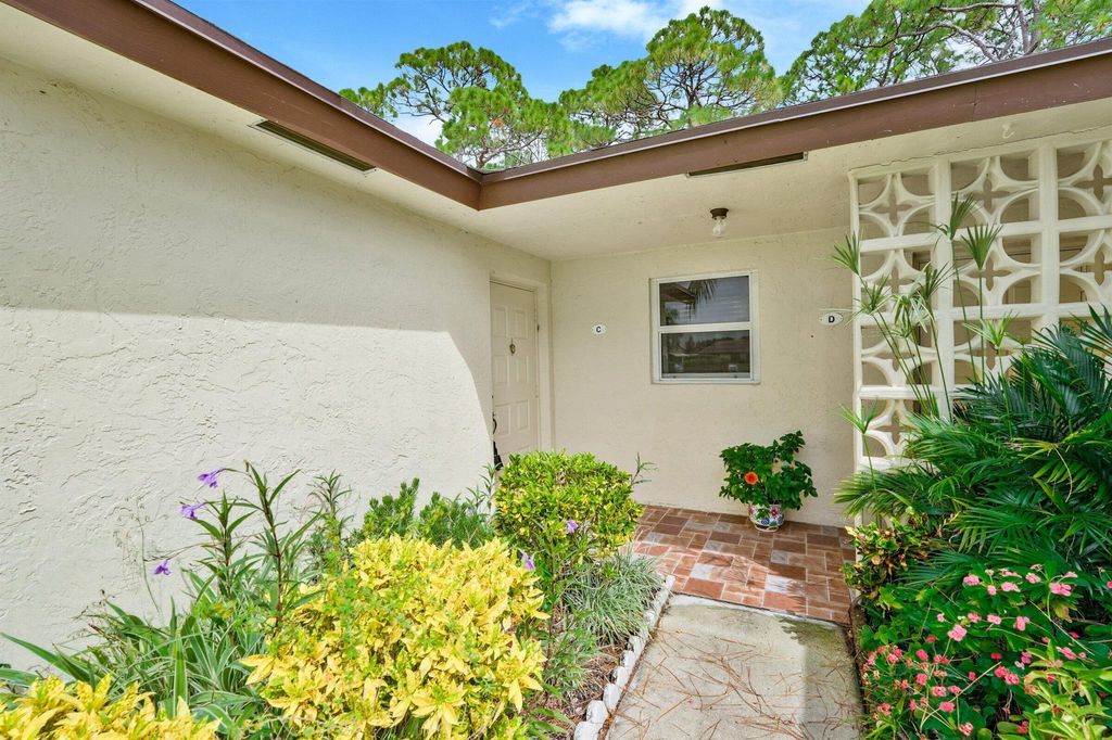 Photo of 13960 Nesting Way #C, Delray Beach, FL 33484 (MLS # R11119098)