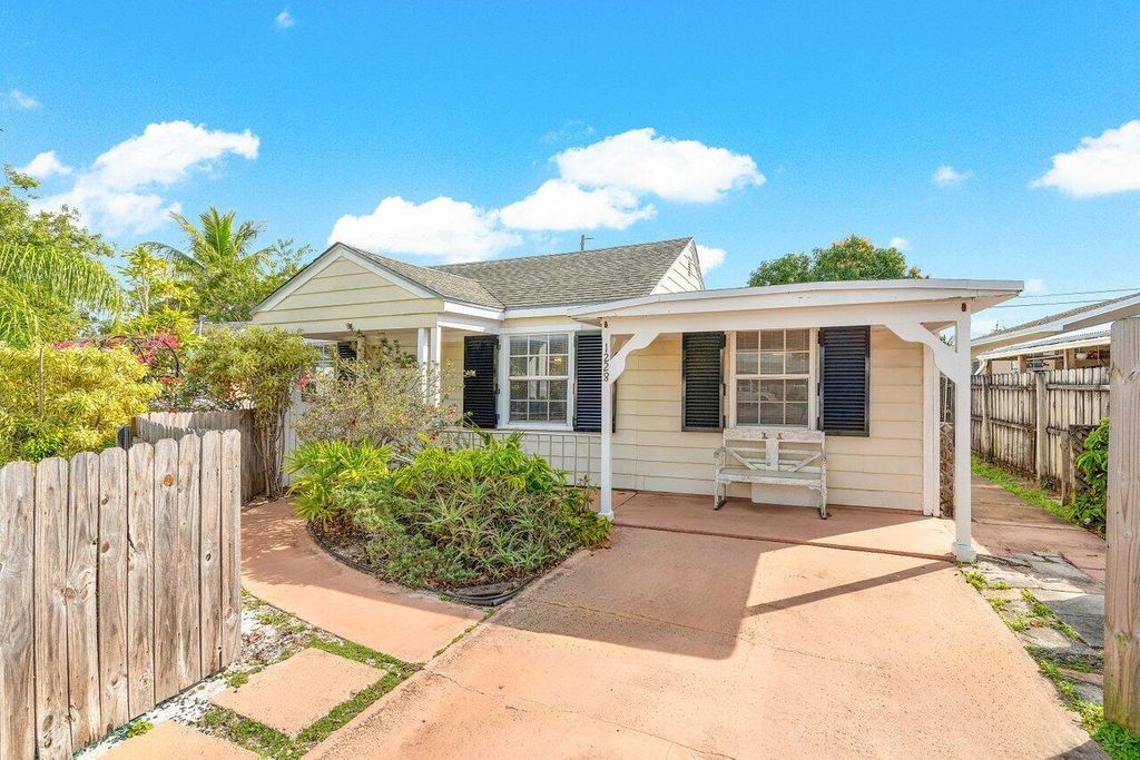 Photo of 1228 N E Street, Lake Worth Beach, FL 33460 (MLS # R10960198)
