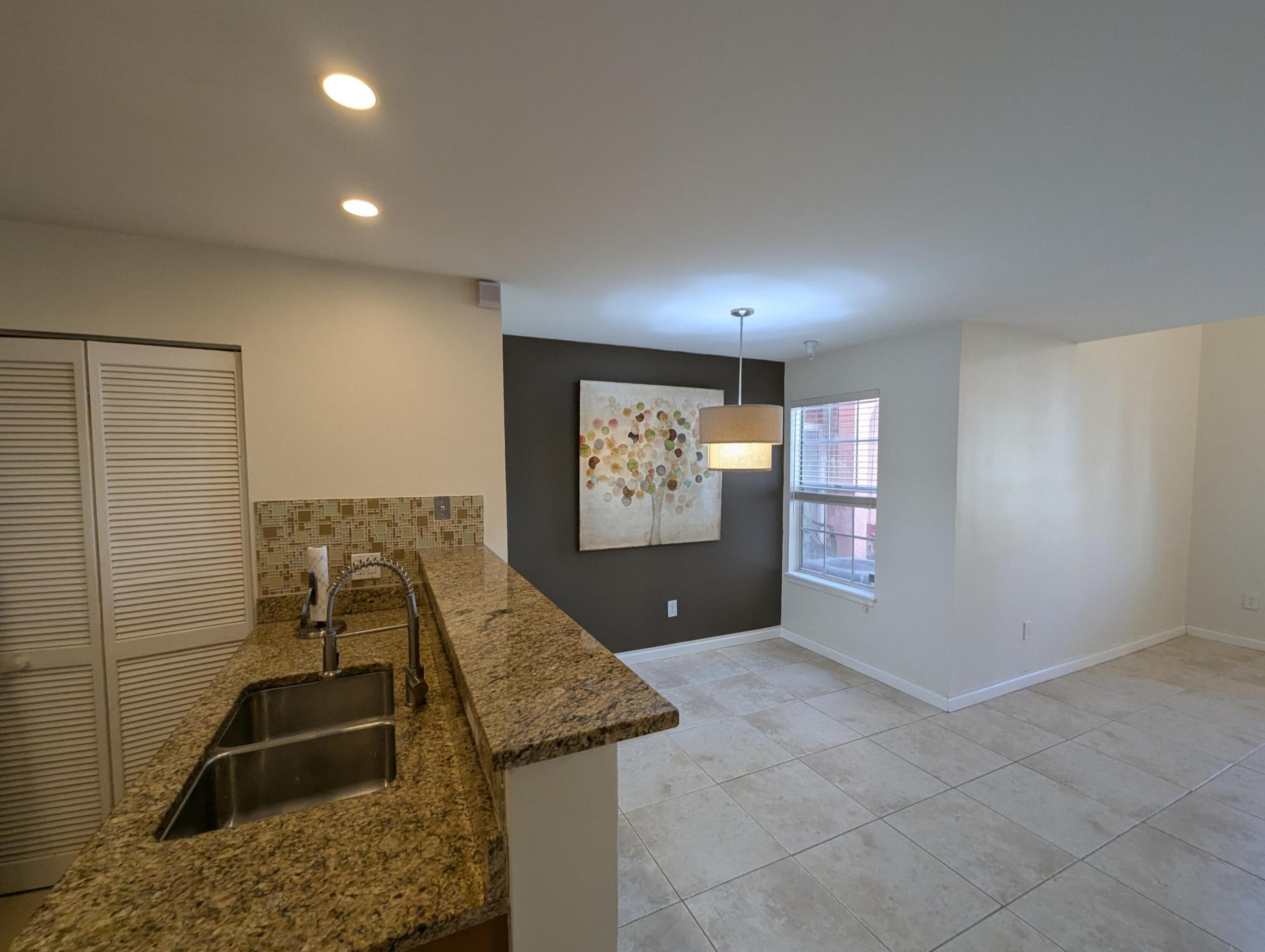BAHIA AT DELRAY CONDO - Residential Lease