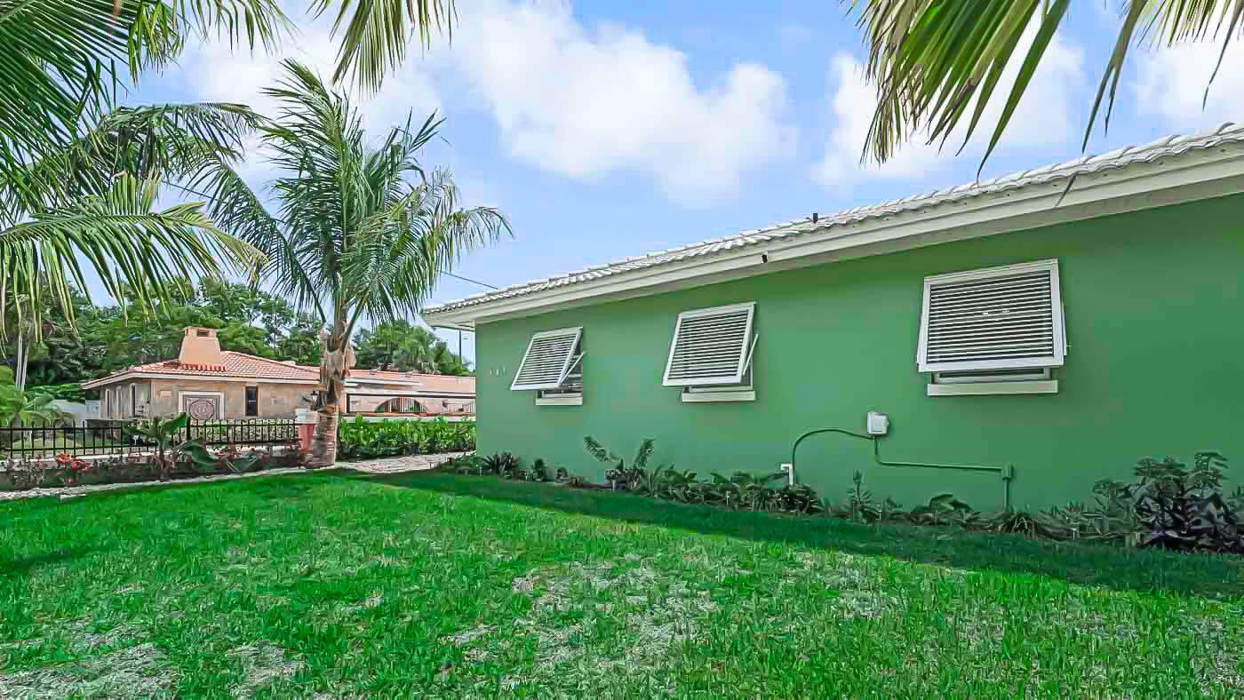 LAKE WORTH TOWN OF - Residential Lease