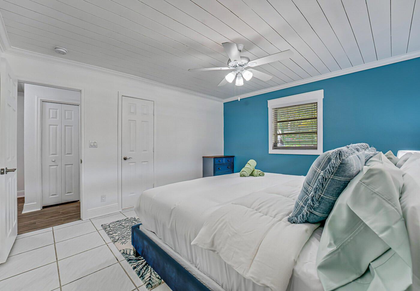 LAKE WORTH TOWN OF - Residential Lease