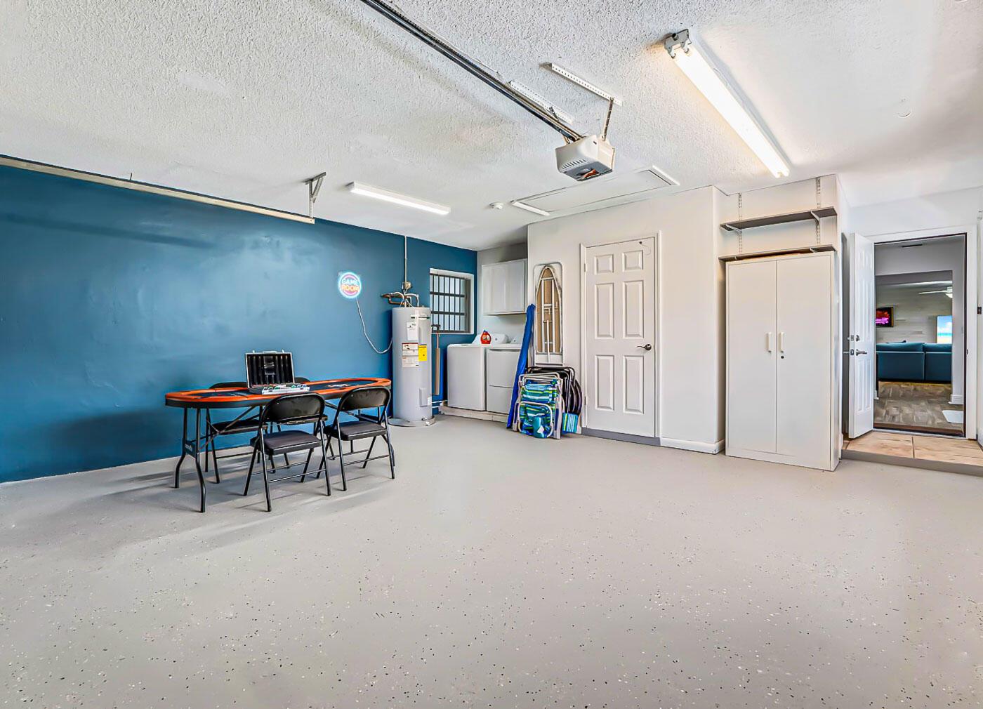 LAKE WORTH TOWN OF - Residential Lease