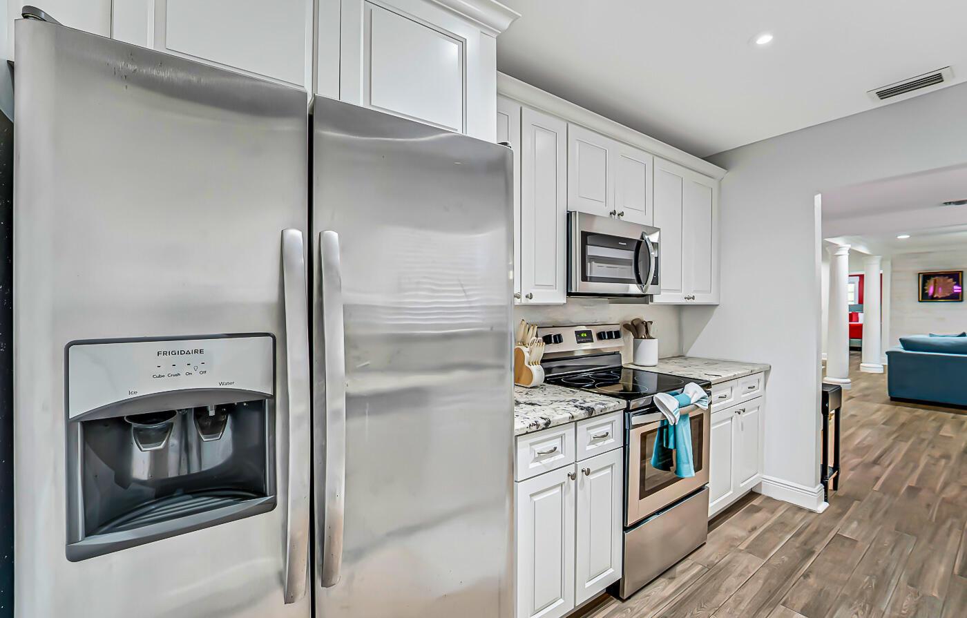 LAKE WORTH TOWN OF - Residential Lease