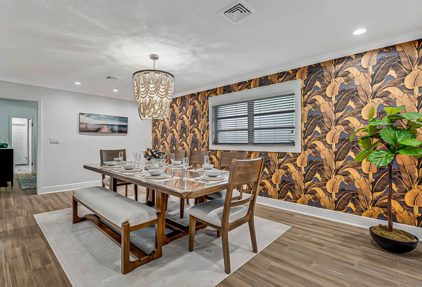 LAKE WORTH TOWN OF - Residential Lease