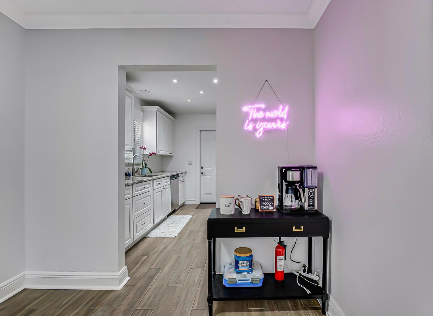 LAKE WORTH TOWN OF - Residential Lease