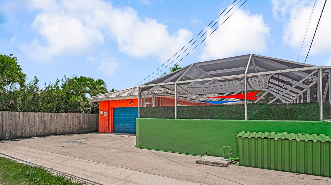 LAKE WORTH TOWN OF - Residential Lease