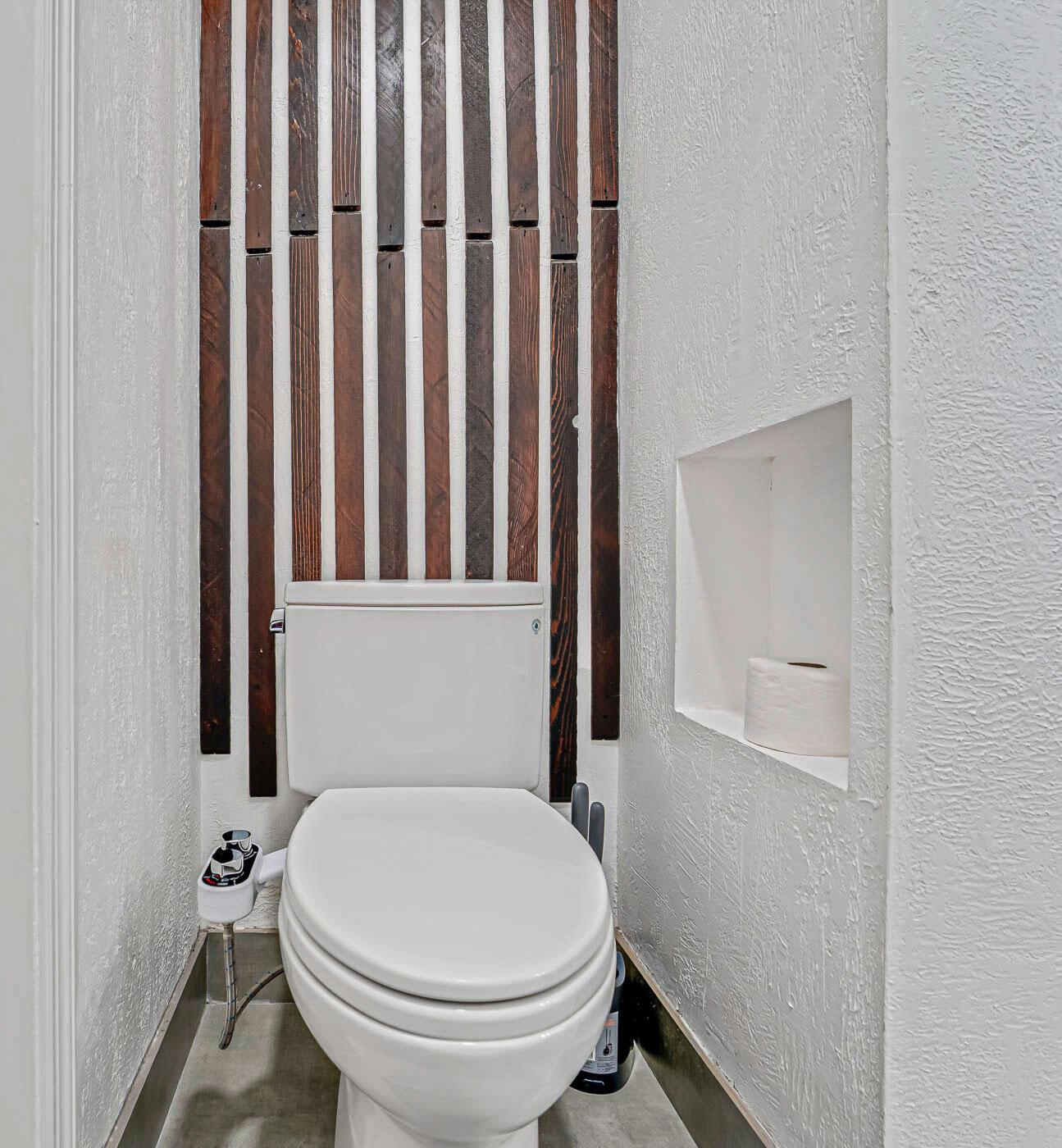 LAKE WORTH TOWN OF - Residential Lease