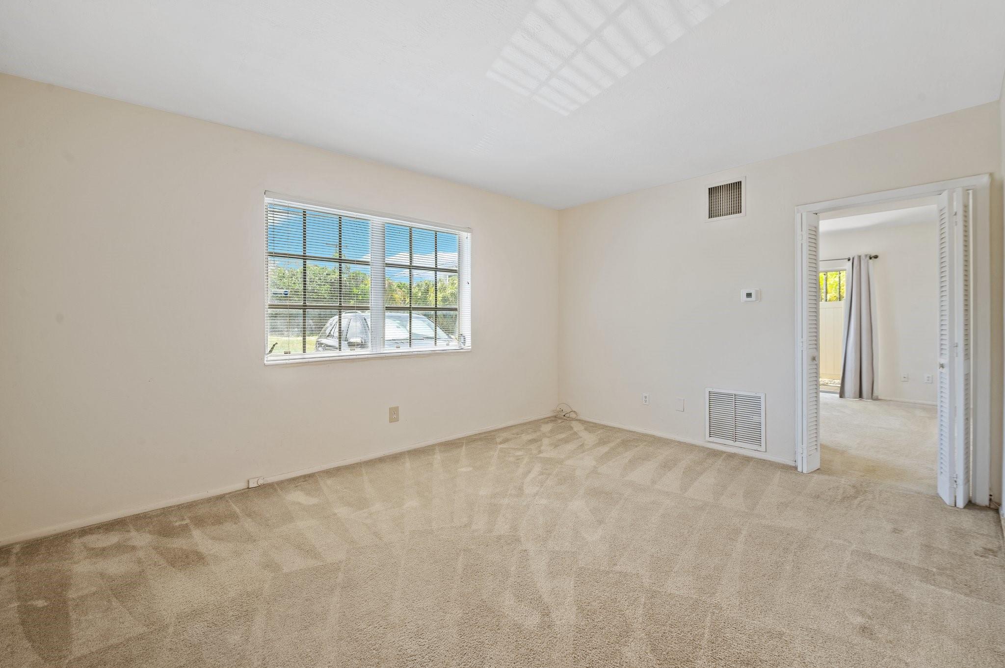 455 NE 16th Ave 1