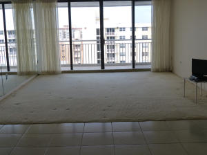 BARCLAY CONDO - Residential Lease