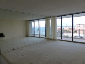 BARCLAY CONDO - Residential Lease