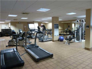 BARCLAY CONDO - Residential Lease