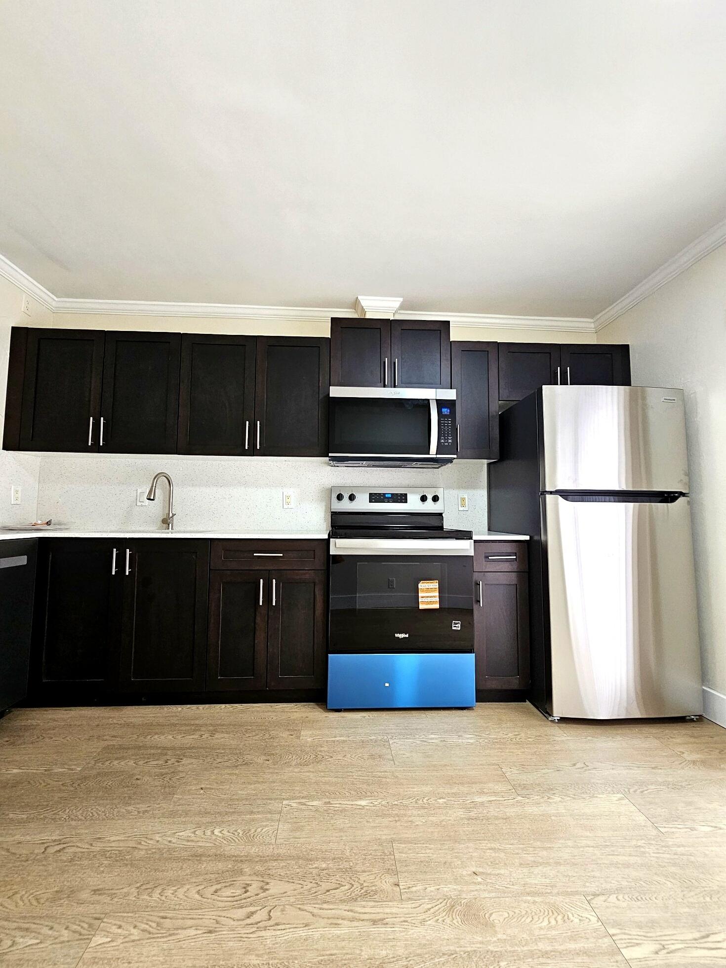 FOREST GLEN - Residential Lease