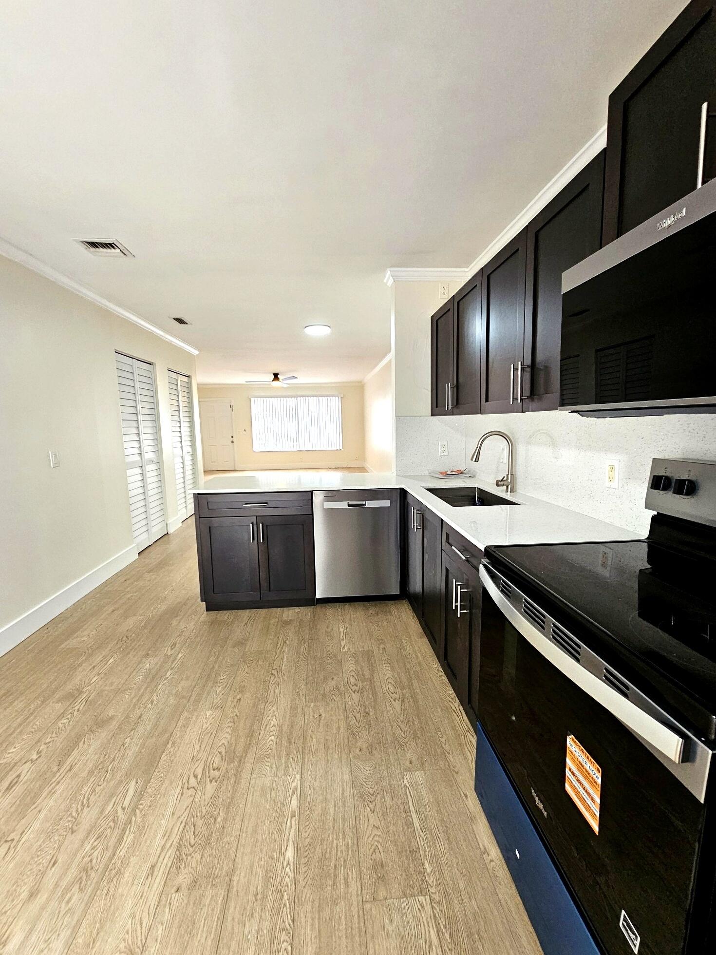 FOREST GLEN - Residential Lease