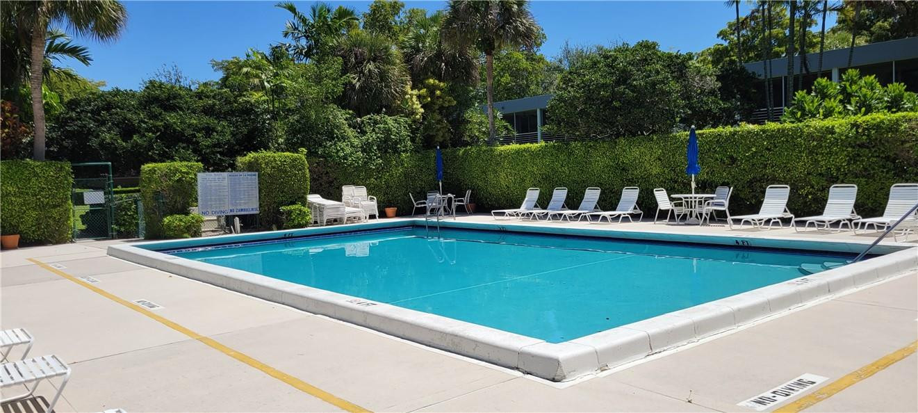 palm aire - Residential