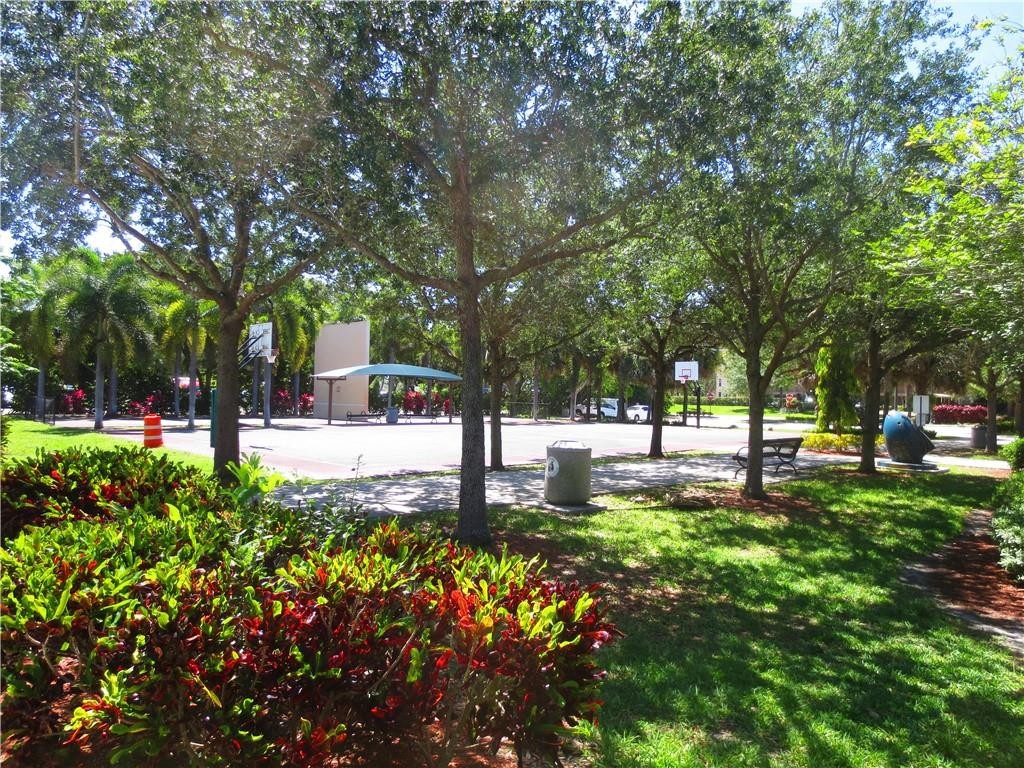 palm aire - Residential