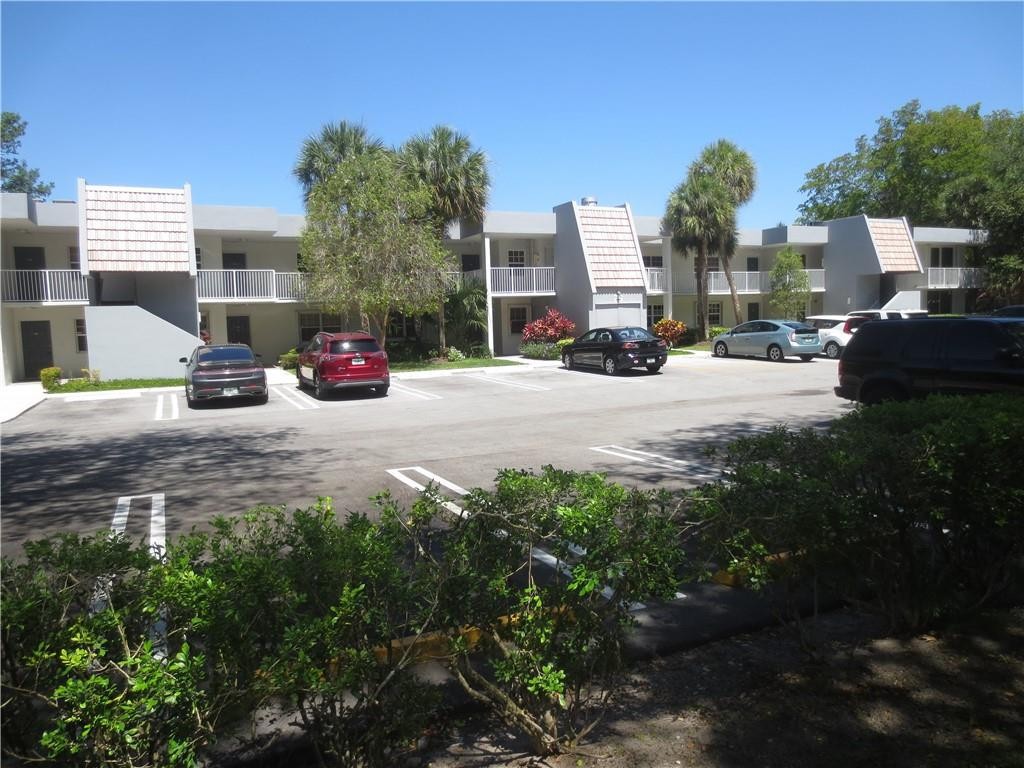 palm aire - Residential