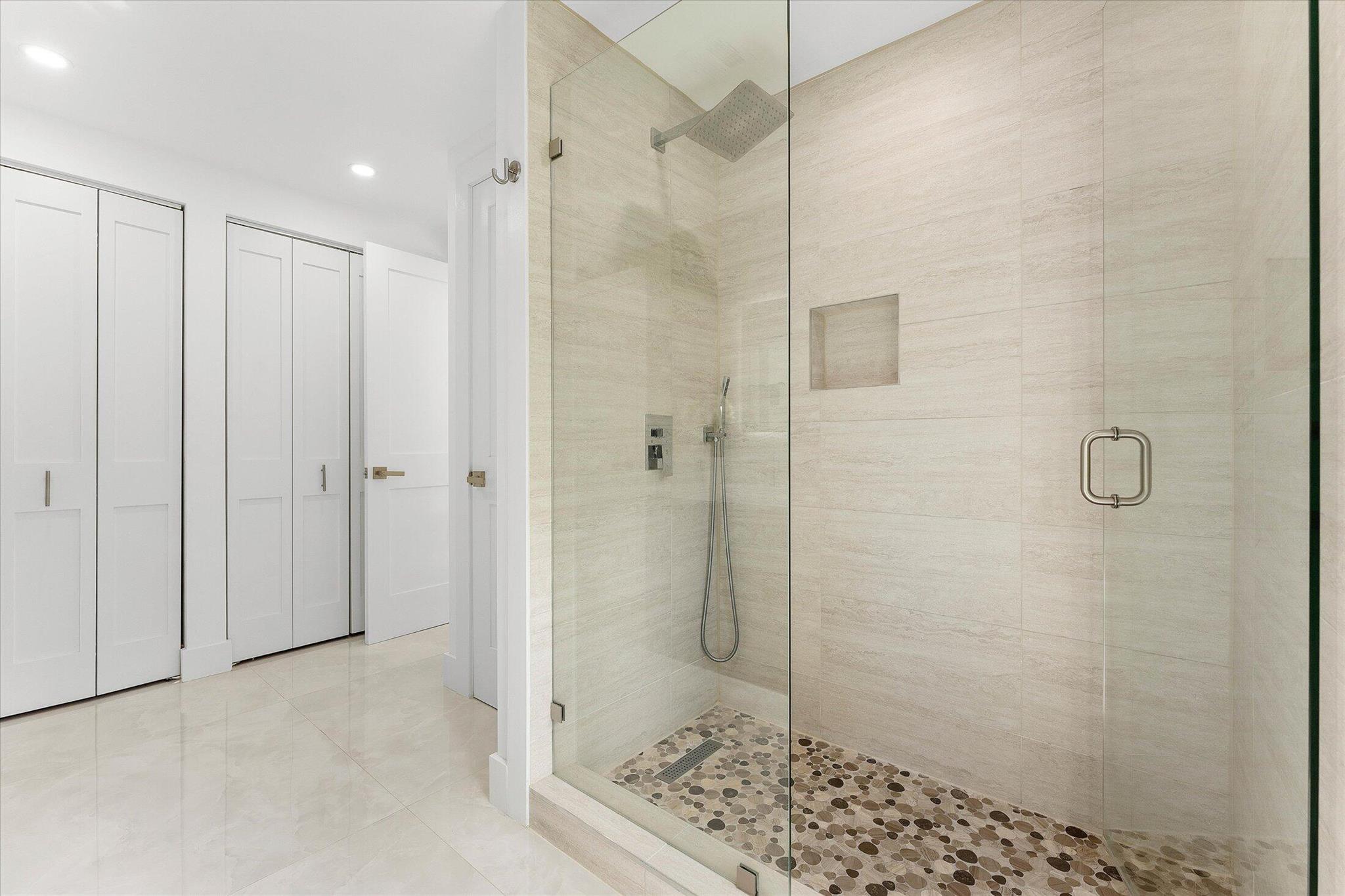 WATERWAY NORTH CONDO - Residential Lease