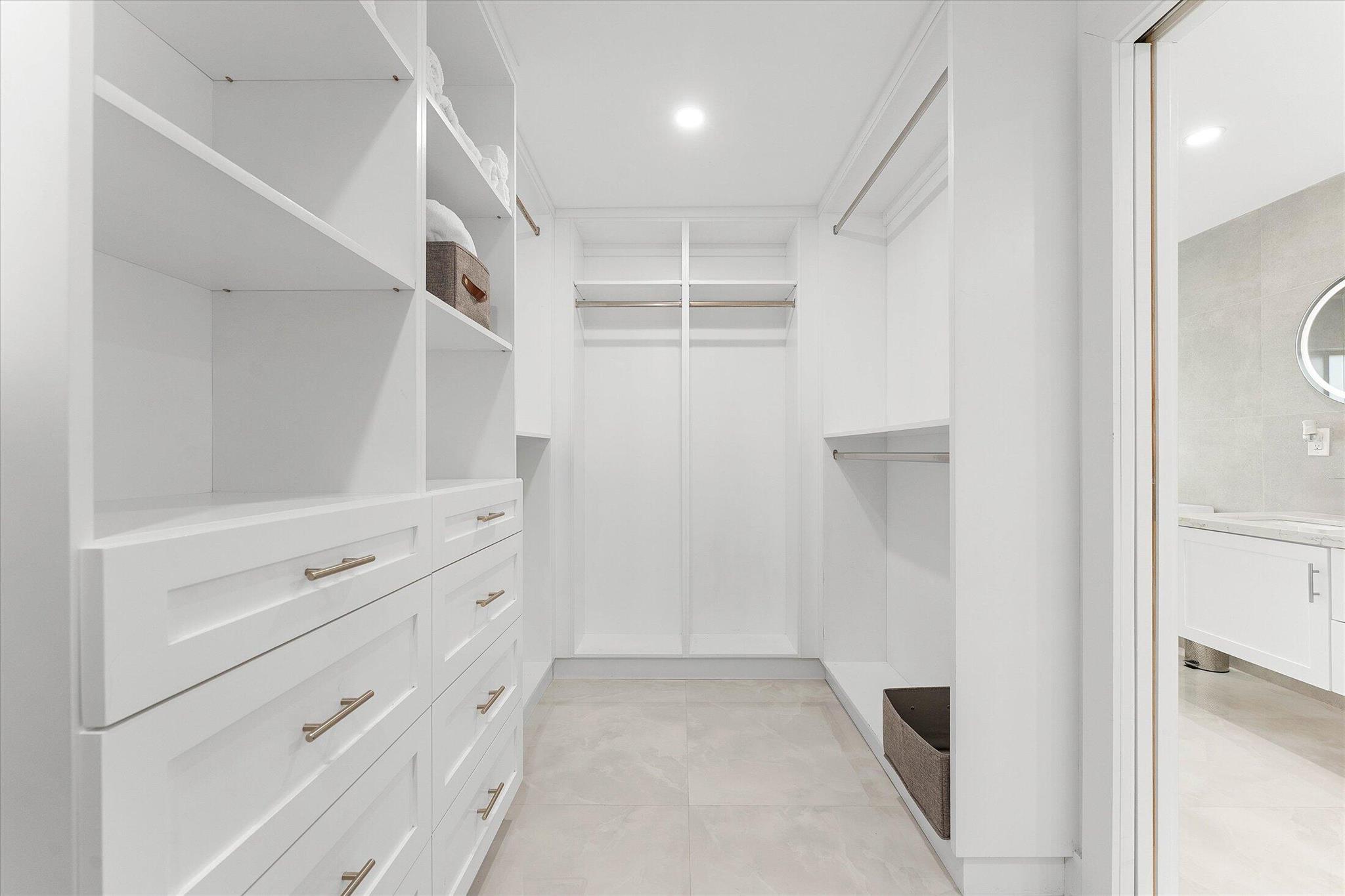 WATERWAY NORTH CONDO - Residential Lease