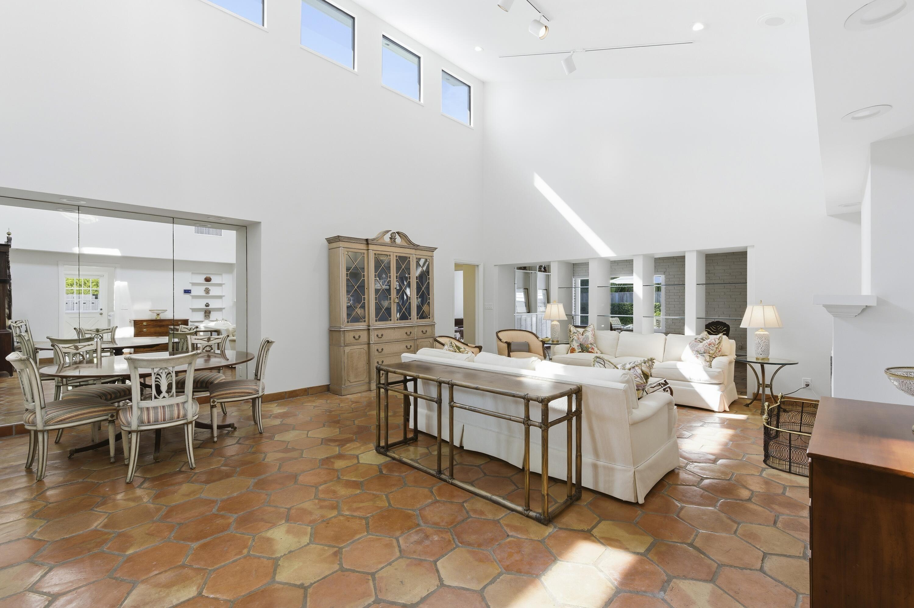 NORTH SHORE TERRACE 1 - Residential