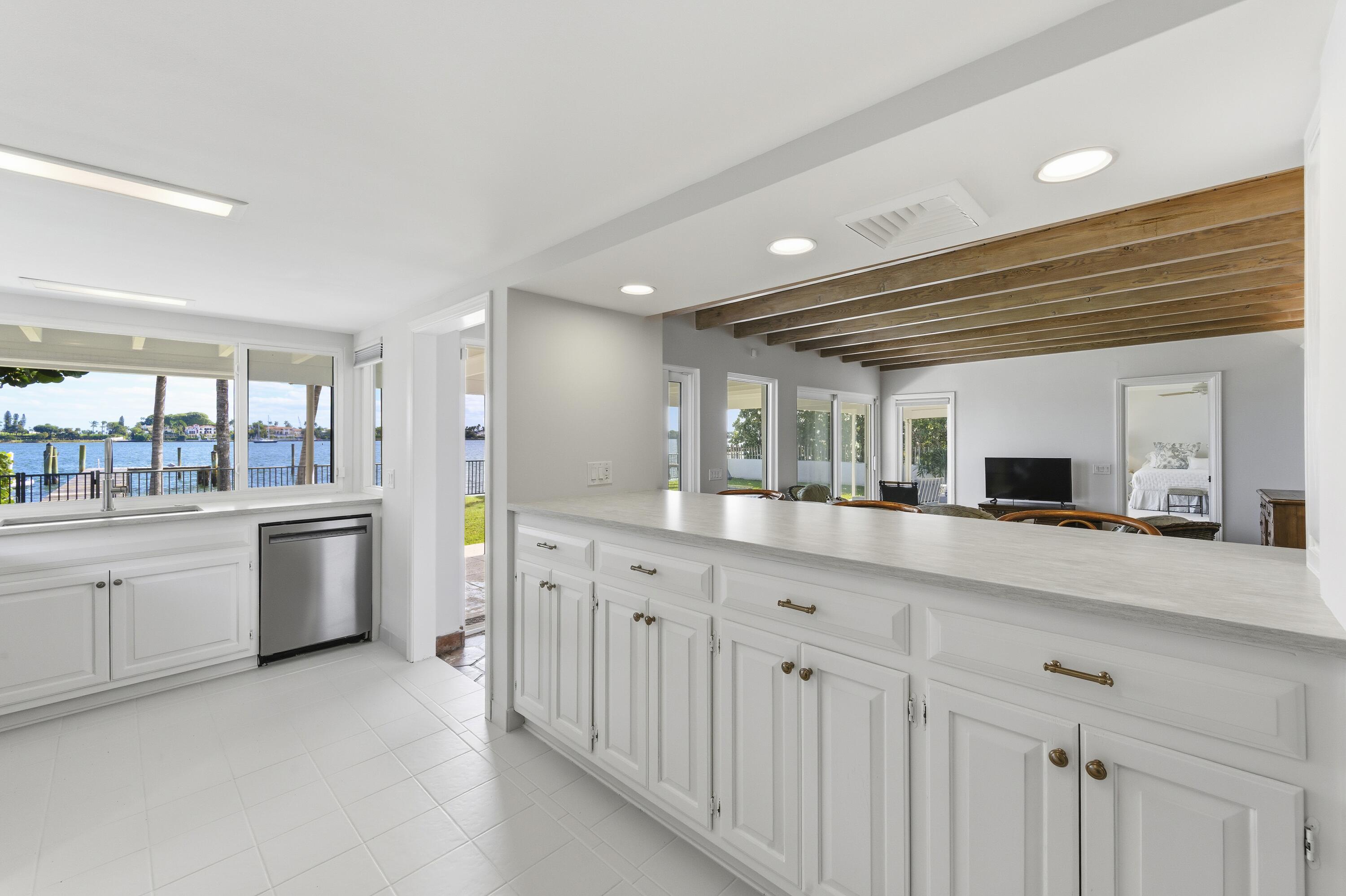 NORTH SHORE TERRACE 1 - Residential