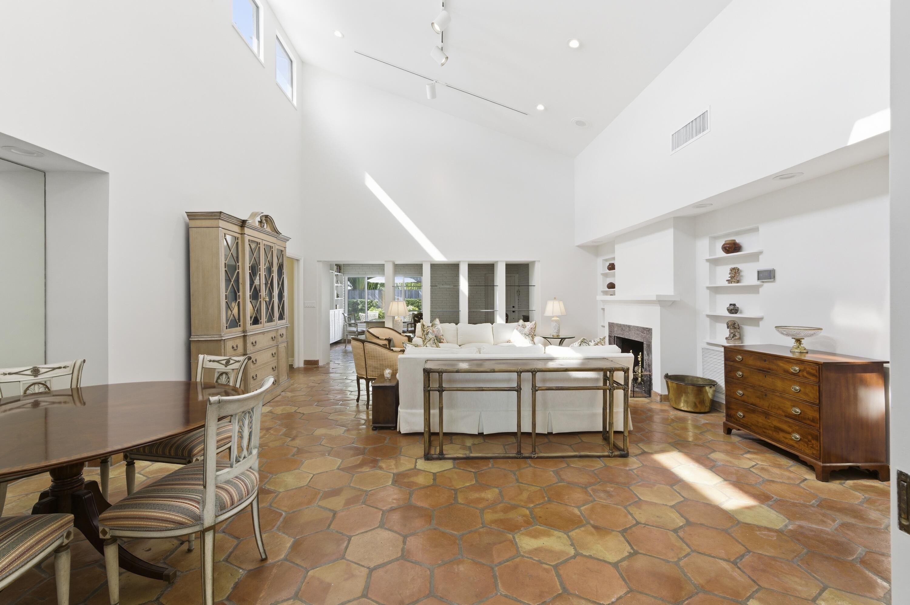 NORTH SHORE TERRACE 1 - Residential