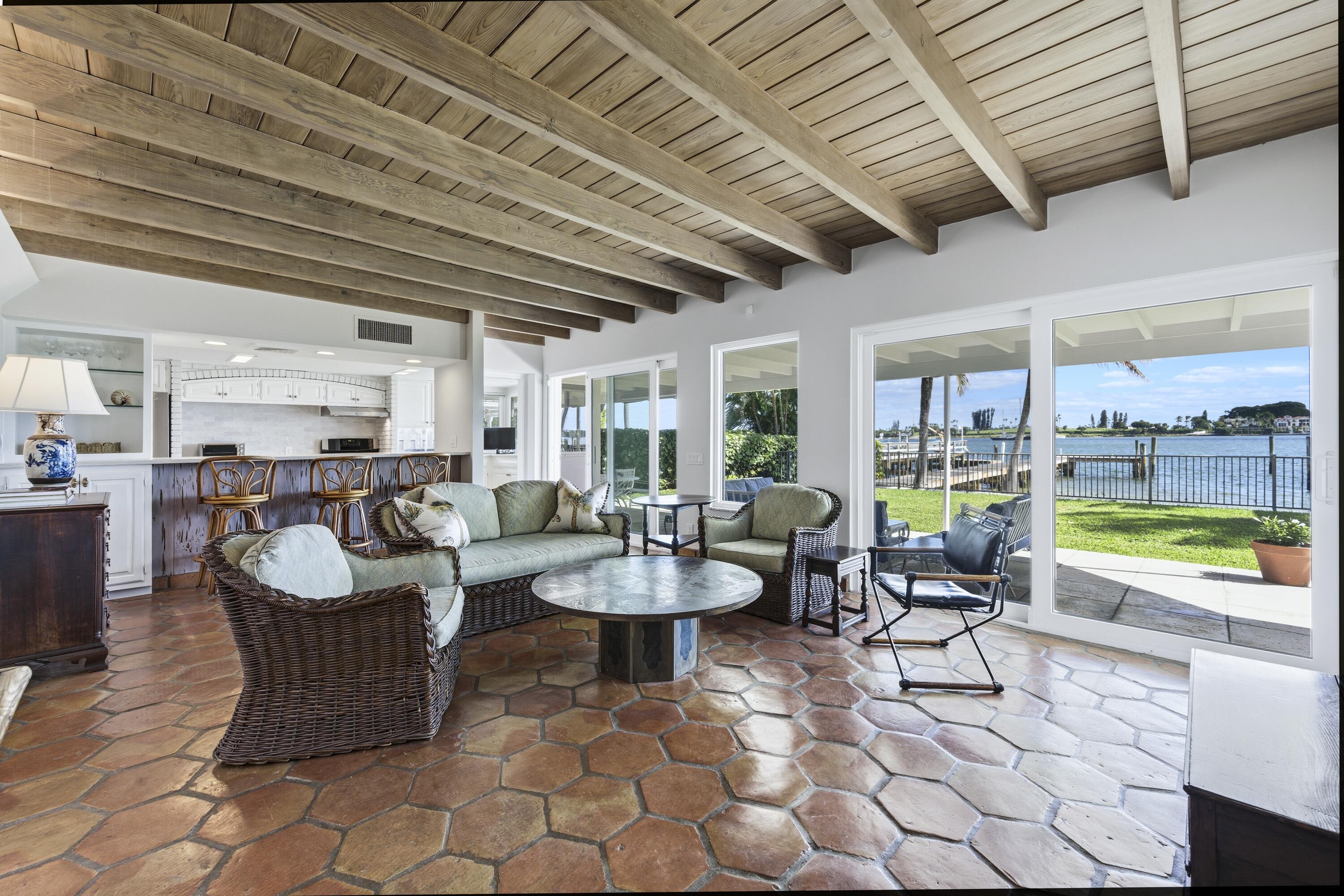 NORTH SHORE TERRACE 1 - Residential