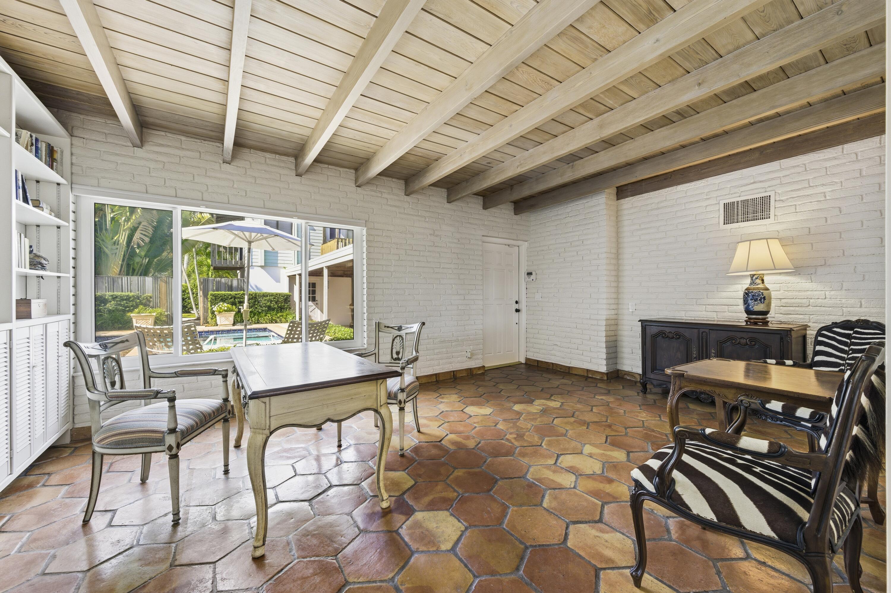 NORTH SHORE TERRACE 1 - Residential