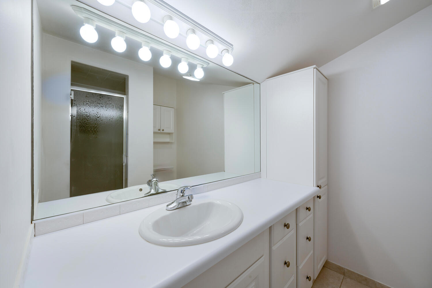 NORTH SHORE TERRACE 1 - Residential