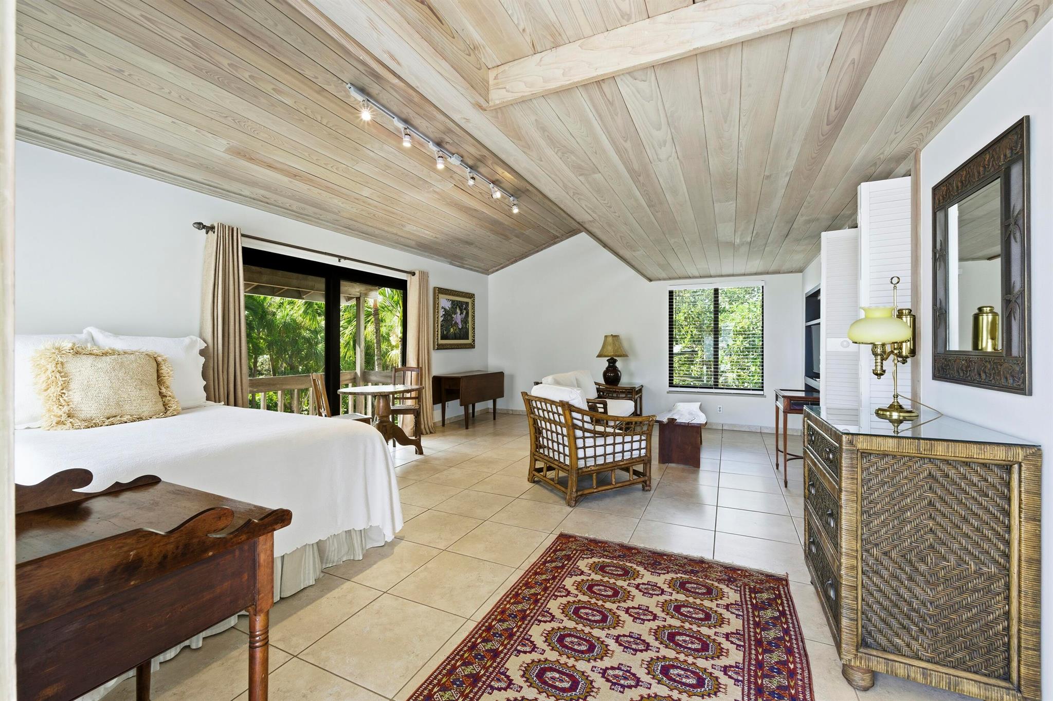 NORTH SHORE TERRACE 1 - Residential