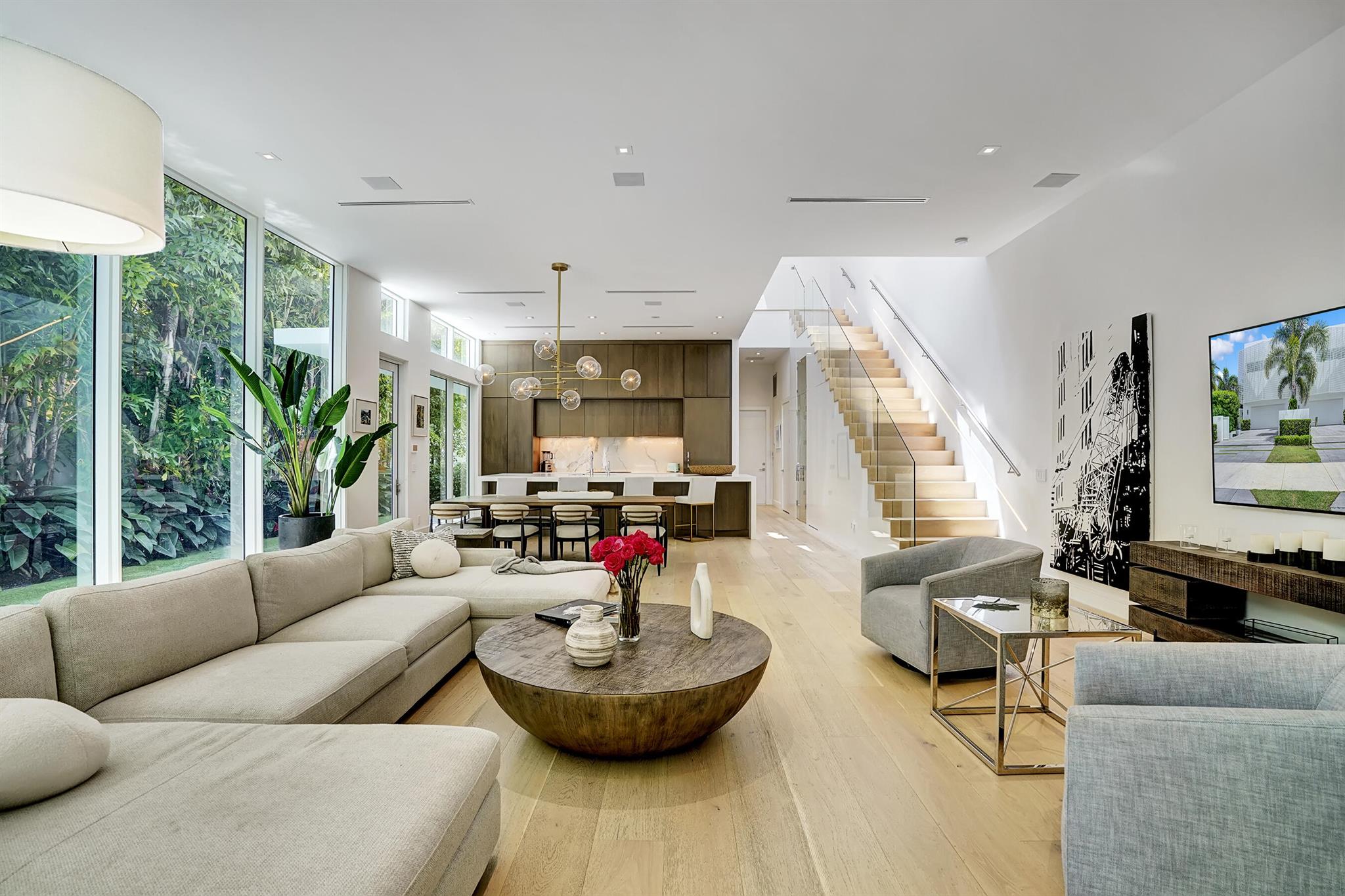 Palm Trail - Residential