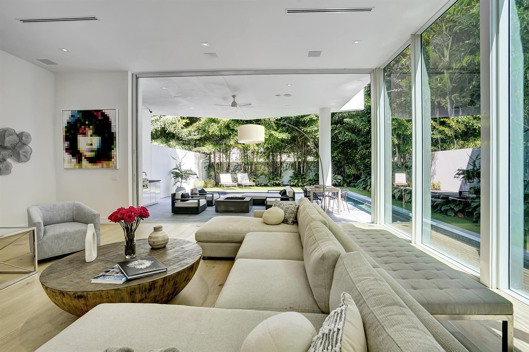 Palm Trail - Residential