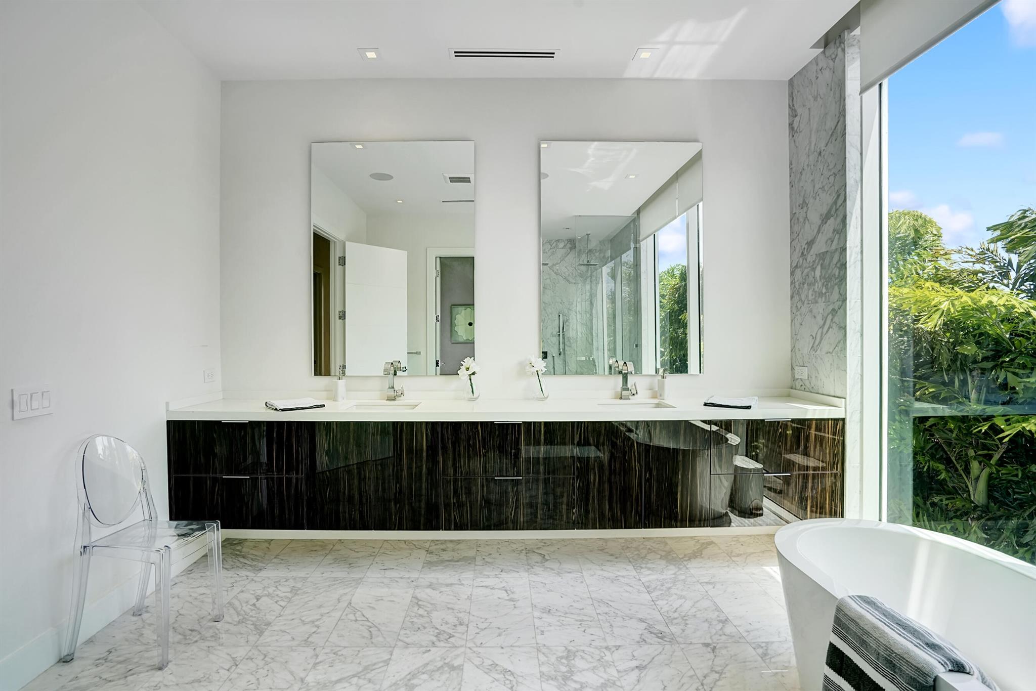 Palm Trail - Residential