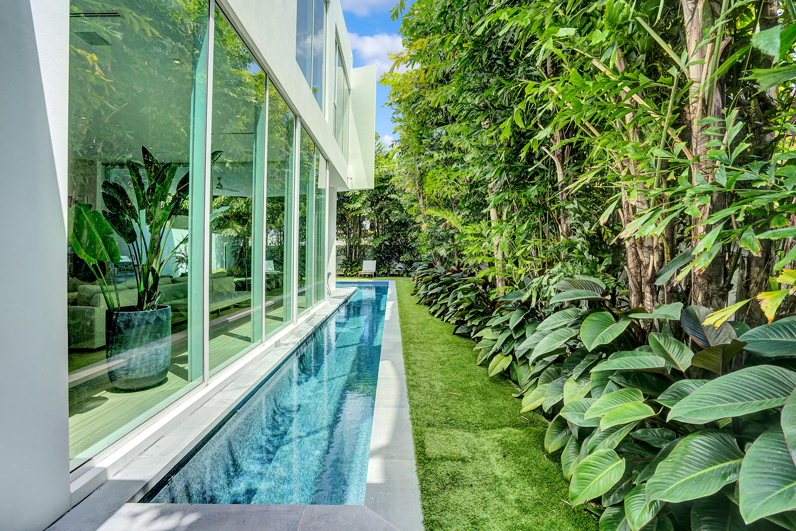 Palm Trail - Residential