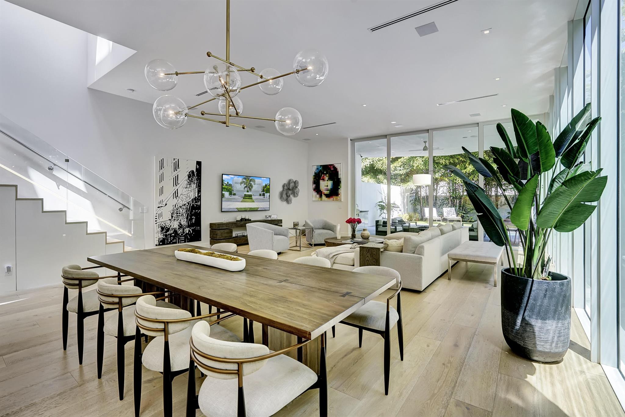 Palm Trail - Residential