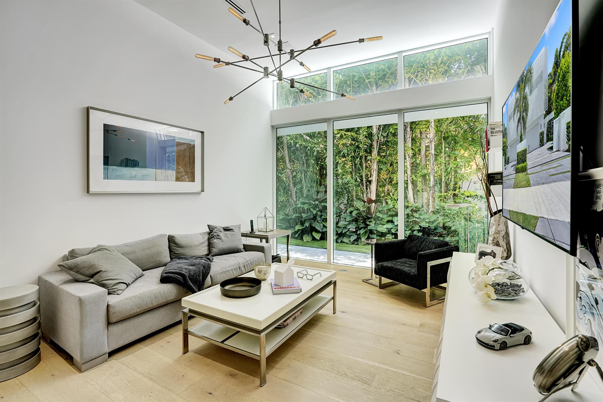 Palm Trail - Residential