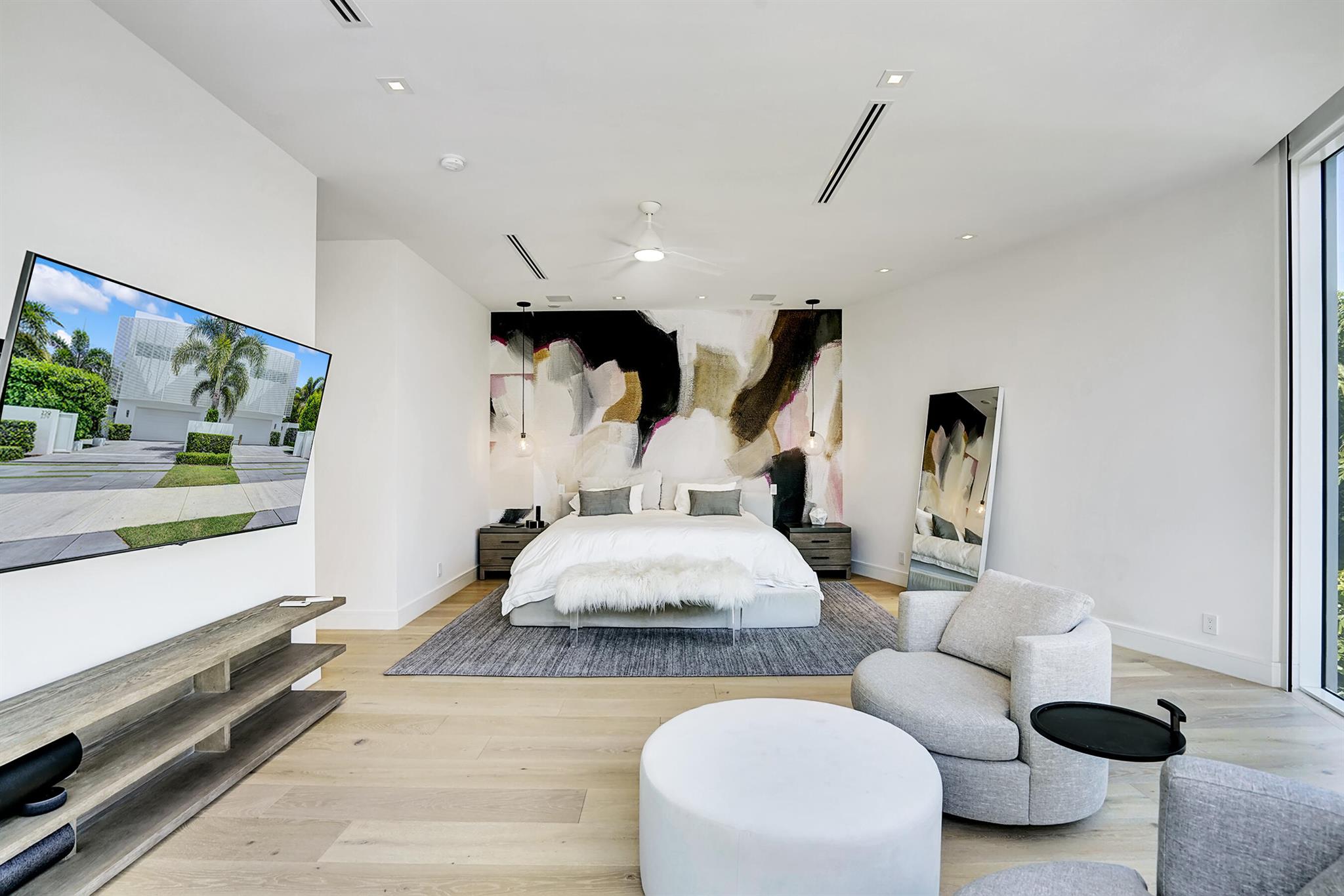 Palm Trail - Residential