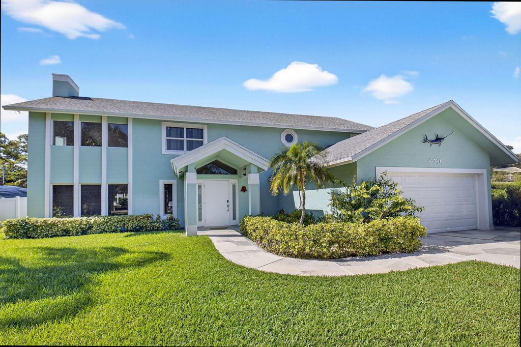 Photo of 6701 Hillside Lane, Lake Worth, FL 33462 (MLS # B26026059)