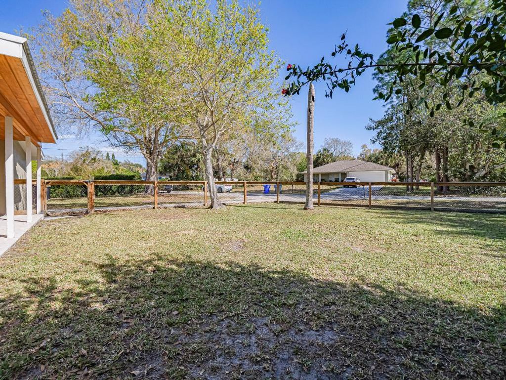 Photo of 2875 58th Court, Vero Beach, FL 32966 (MLS # R11157229)