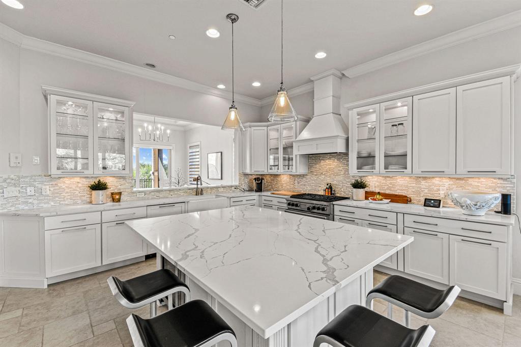 CARRIAGE HOMES AT FRENCHM - Residential