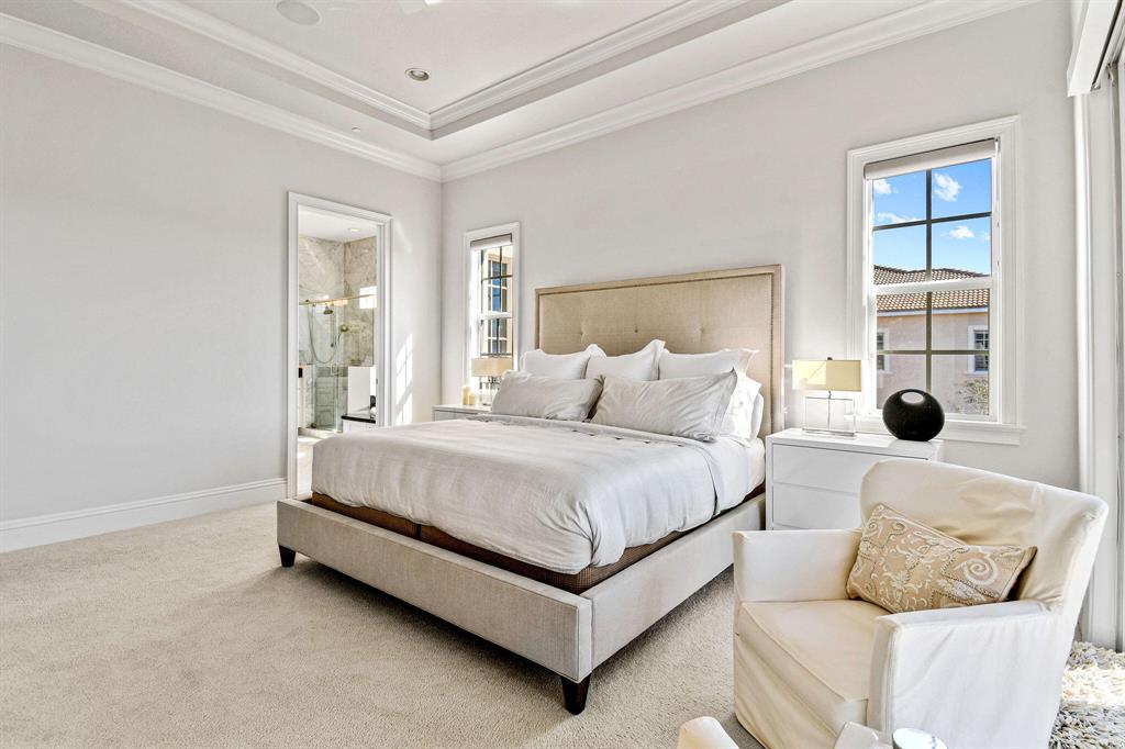 CARRIAGE HOMES AT FRENCHM - Residential