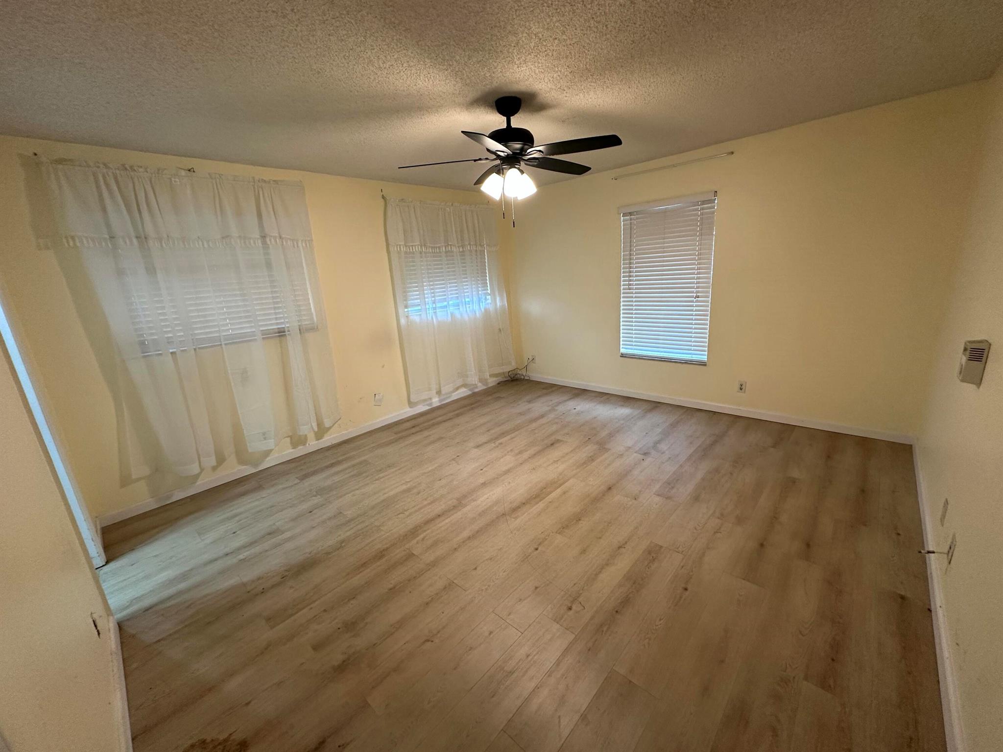 LAKE CLARKE TERR - Residential