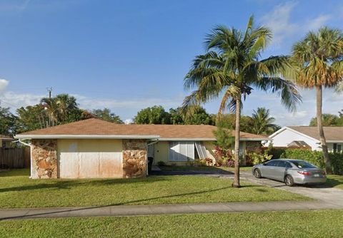 1820 17th Court N Lake Worth Beach FL 33460