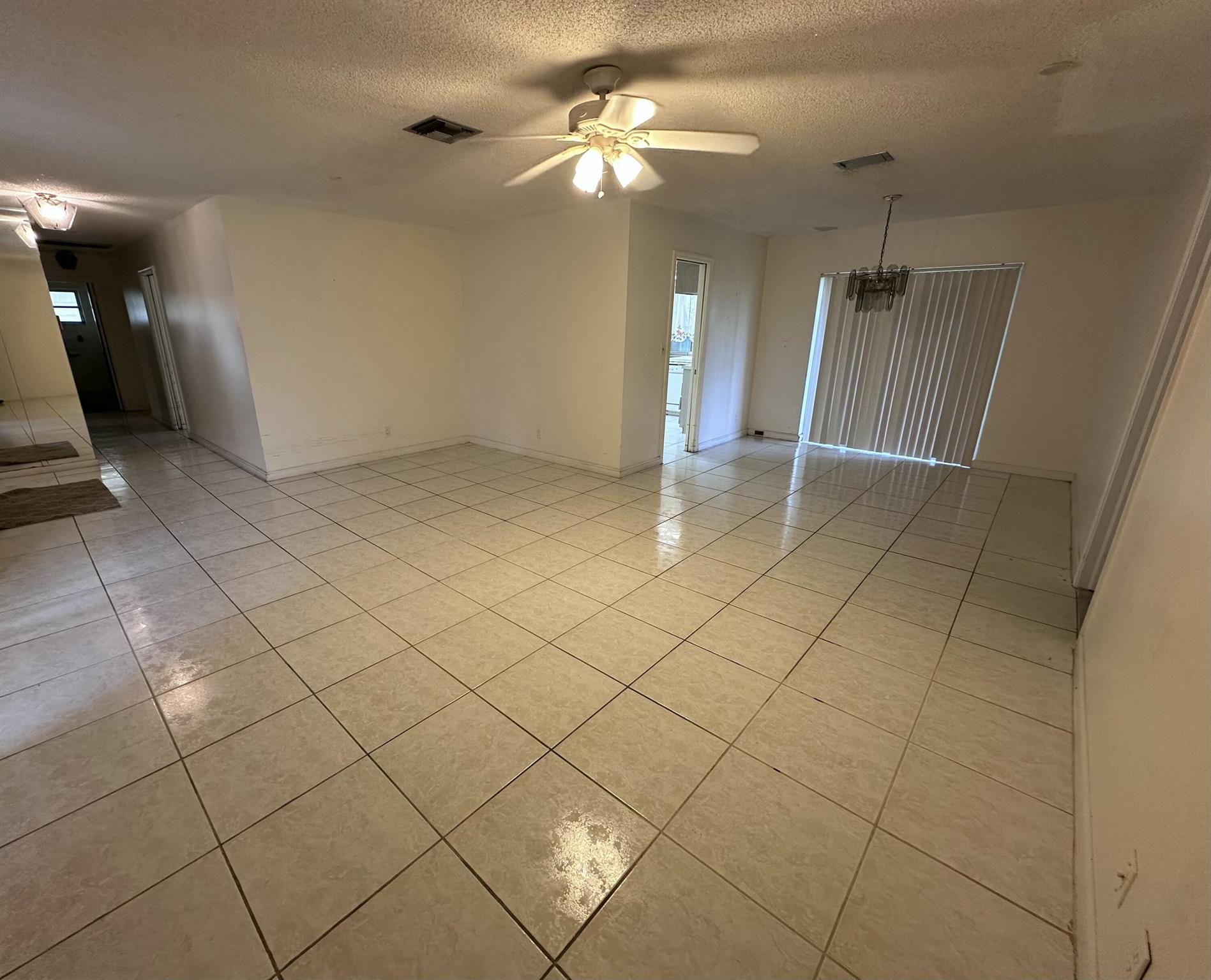 LAKE CLARKE TERR - Residential