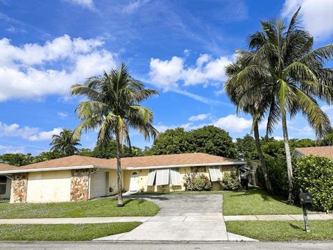 1820 17th Court N Lake Worth Beach FL 33460