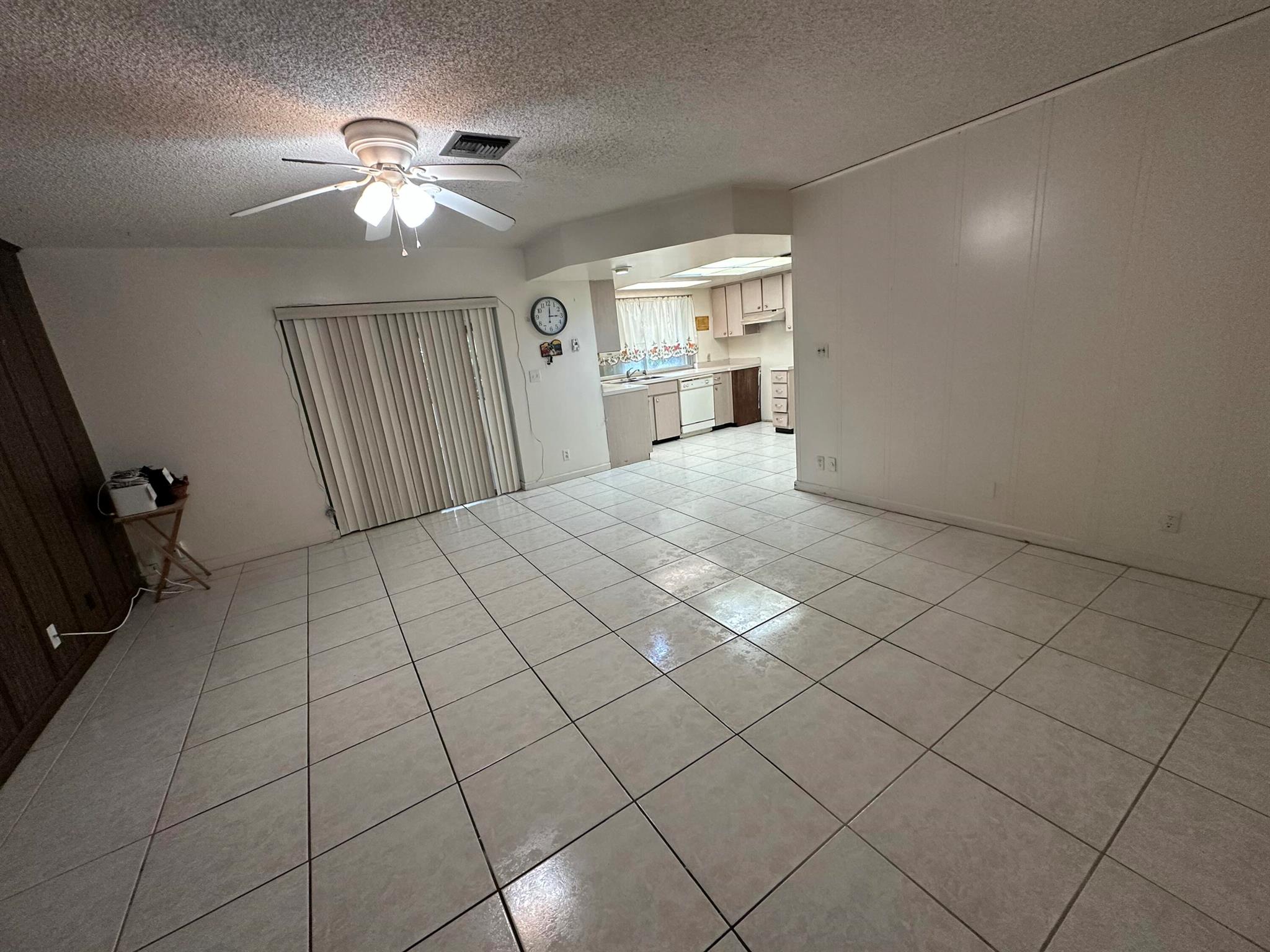 LAKE CLARKE TERR - Residential