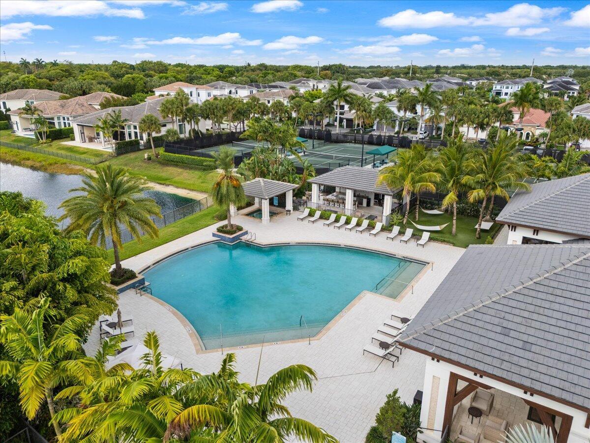 ROYAL PALM POLO PLAT - Residential