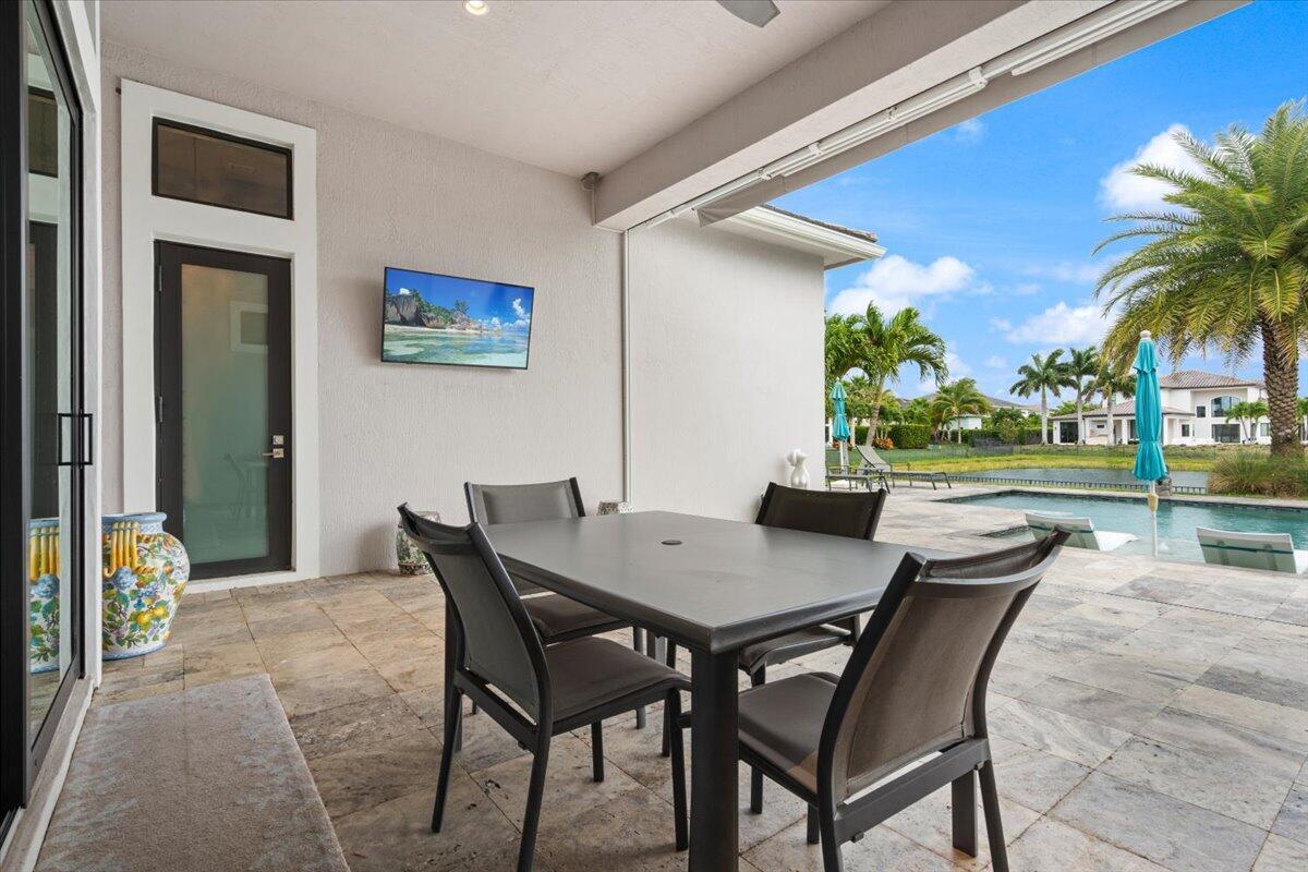 ROYAL PALM POLO PLAT - Residential