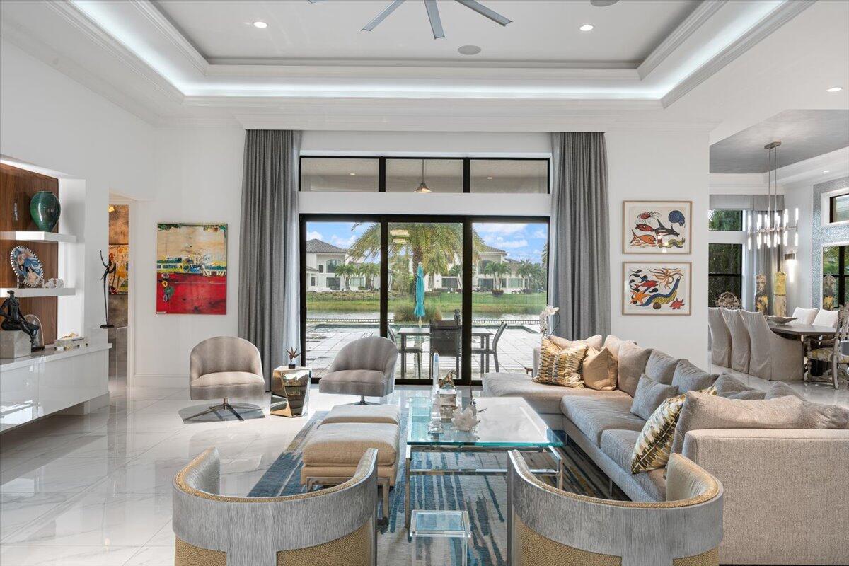 ROYAL PALM POLO PLAT - Residential